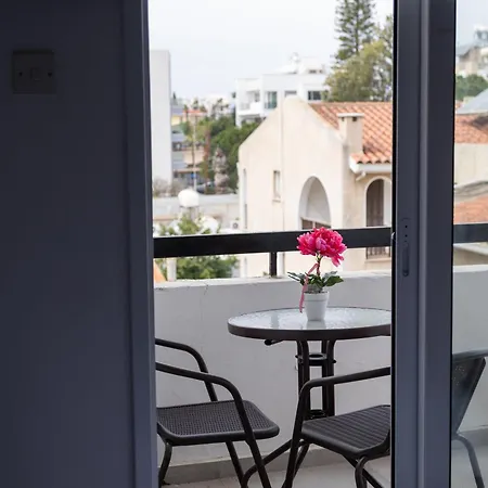 Apartment Modern - Renovated Near Finikoudes